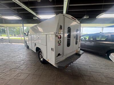 2007 GMC Savana 3500   - Photo 3 - Newark, IL 60541