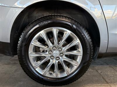 2018 Buick Enclave Essence   - Photo 10 - Newark, IL 60541