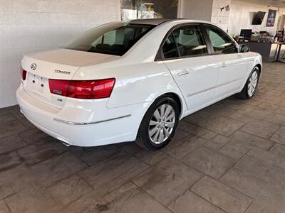 2009 Hyundai SONATA Limited V6 - Photo 2 - Newark, IL 60541