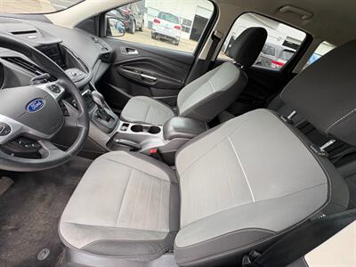 2014 Ford Escape SE   - Photo 6 - Newark, IL 60541
