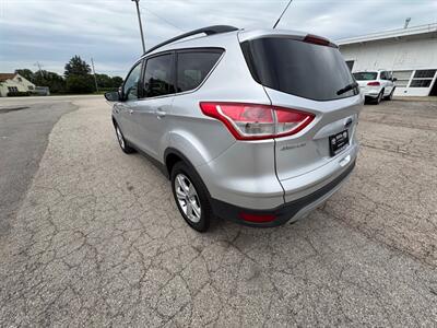 2014 Ford Escape SE   - Photo 2 - Newark, IL 60541
