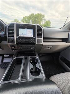 2018 Ford F-150 XLT   - Photo 7 - Newark, IL 60541