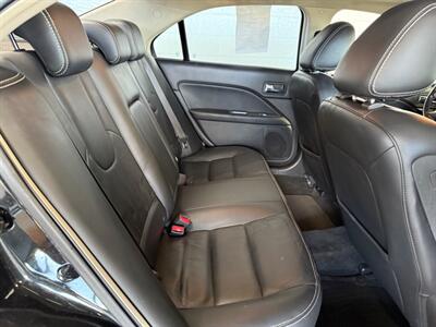 2010 Ford Fusion SEL   - Photo 9 - Newark, IL 60541