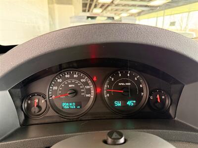 2005 Jeep Grand Cherokee Laredo   - Photo 12 - Newark, IL 60541