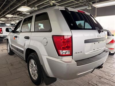 2005 Jeep Grand Cherokee Laredo   - Photo 6 - Newark, IL 60541