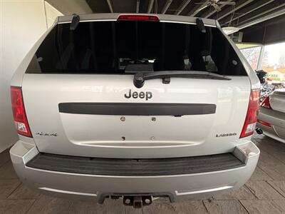 2005 Jeep Grand Cherokee Laredo   - Photo 4 - Newark, IL 60541