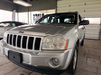 2005 Jeep Grand Cherokee Laredo   - Photo 3 - Newark, IL 60541