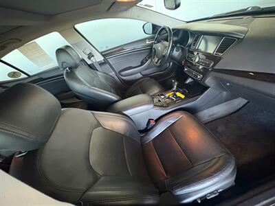 2015 Kia Cadenza Premium   - Photo 6 - Newark, IL 60541