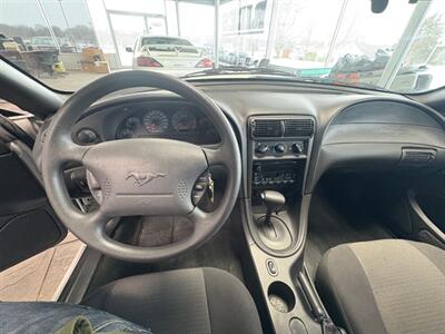 2001 Ford Mustang   - Photo 5 - Newark, IL 60541
