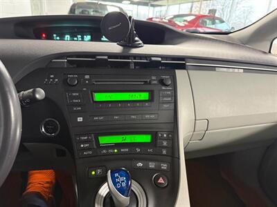 2010 Toyota Prius IV   - Photo 10 - Newark, IL 60541
