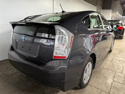2010 Toyota Prius IV   - Photo 5 - Newark, IL 60541