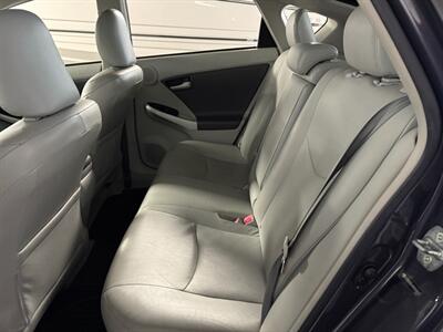 2010 Toyota Prius IV   - Photo 8 - Newark, IL 60541