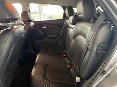 2011 Hyundai TUCSON GLS   - Photo 12 - Newark, IL 60541