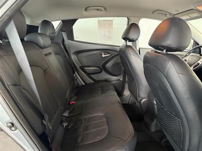 2011 Hyundai TUCSON GLS   - Photo 10 - Newark, IL 60541