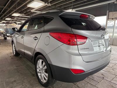 2011 Hyundai TUCSON GLS   - Photo 4 - Newark, IL 60541