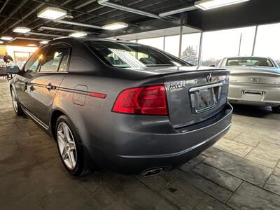 2005 Acura TL 3.2   - Photo 6 - Newark, IL 60541