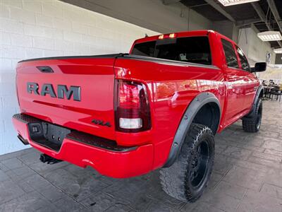 2018 RAM 1500 Night   - Photo 4 - Newark, IL 60541