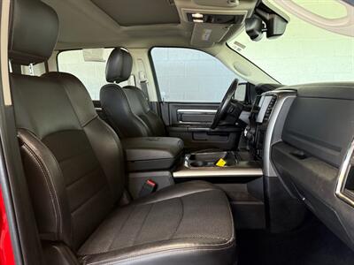 2018 RAM 1500 Night   - Photo 8 - Newark, IL 60541