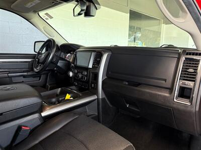 2018 RAM 1500 Night   - Photo 9 - Newark, IL 60541