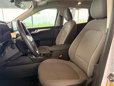 2020 Ford Escape SE   - Photo 12 - Newark, IL 60541