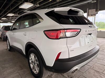2020 Ford Escape SE   - Photo 5 - Newark, IL 60541