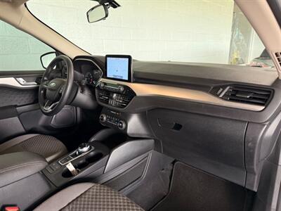 2020 Ford Escape SE   - Photo 7 - Newark, IL 60541