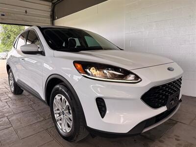 2020 Ford Escape SE   - Photo 1 - Newark, IL 60541