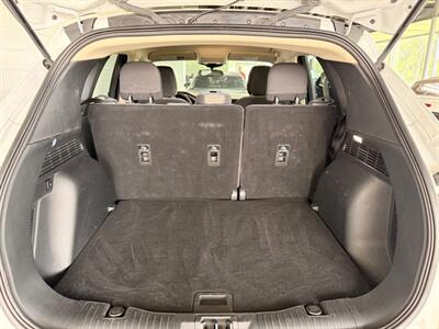 2020 Ford Escape SE   - Photo 9 - Newark, IL 60541