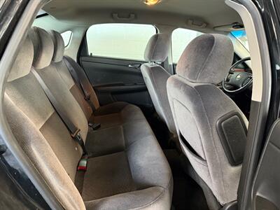 2011 Chevrolet Impala LT Fleet - Photo 7 - Newark, IL 60541