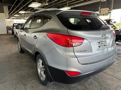 2011 Hyundai TUCSON GLS   - Photo 4 - Newark, IL 60541