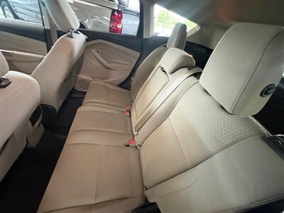 2018 Ford Escape SE - Photo 9 - Newark, IL 60541