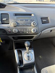 2008 Honda Civic LX   - Photo 9 - Newark, IL 60541