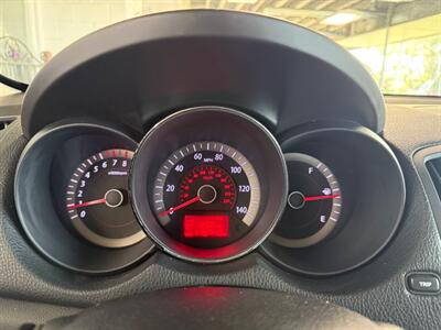 2013 Kia Forte EX   - Photo 12 - Newark, IL 60541