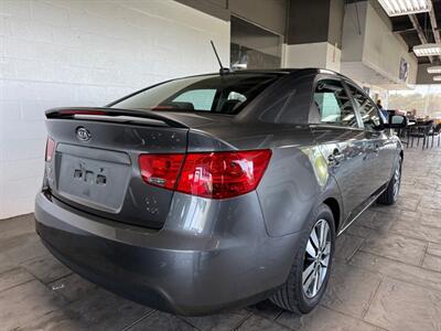 2013 Kia Forte EX   - Photo 4 - Newark, IL 60541