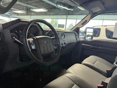 2011 Ford F-250 XL   - Photo 6 - Newark, IL 60541