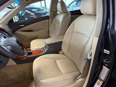 2010 Lexus ES   - Photo 7 - Newark, IL 60541