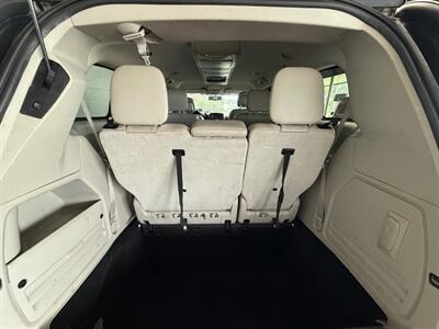 2012 Chrysler Town & Country Touring   - Photo 12 - Newark, IL 60541