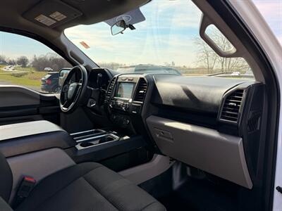 2018 Ford F-150 Lariat   - Photo 8 - Newark, IL 60541