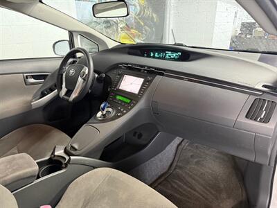 2010 Toyota Prius II   - Photo 8 - Newark, IL 60541