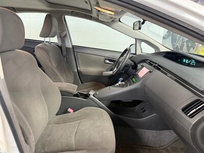 2010 Toyota Prius II   - Photo 10 - Newark, IL 60541