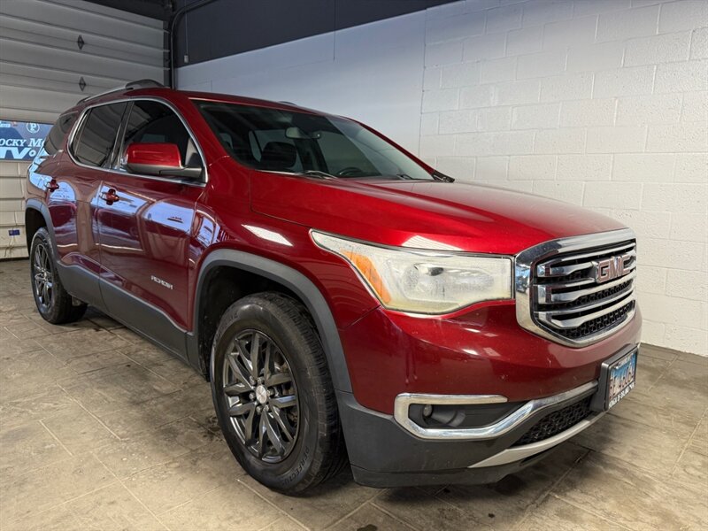 2017 GMC Acadia SLT-1's photo