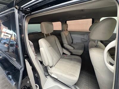 2013 Nissan Quest 3.5 S   - Photo 7 - Newark, IL 60541