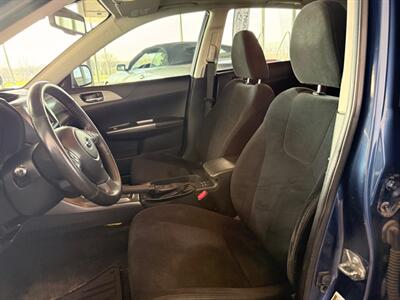 2011 Subaru Impreza 2.5i Premium   - Photo 7 - Newark, IL 60541