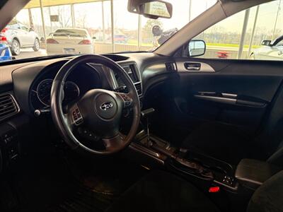 2011 Subaru Impreza 2.5i Premium   - Photo 6 - Newark, IL 60541