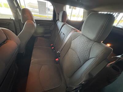 2015 GMC Acadia SLE-1   - Photo 9 - Newark, IL 60541