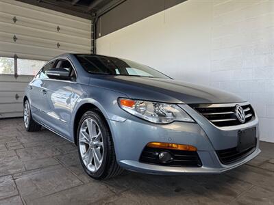 2010 Volkswagen CC Luxury   - Photo 1 - Newark, IL 60541