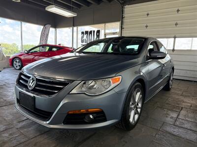 2010 Volkswagen CC Luxury   - Photo 3 - Newark, IL 60541