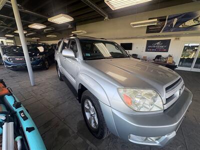 2005 Toyota 4Runner Limited - Photo 4 - Newark, IL 60541