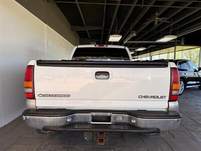 2001 Chevrolet Silverado 1500 - Photo 5 - Newark, IL 60541