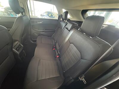 2017 Ford Edge SEL - Photo 6 - Newark, IL 60541